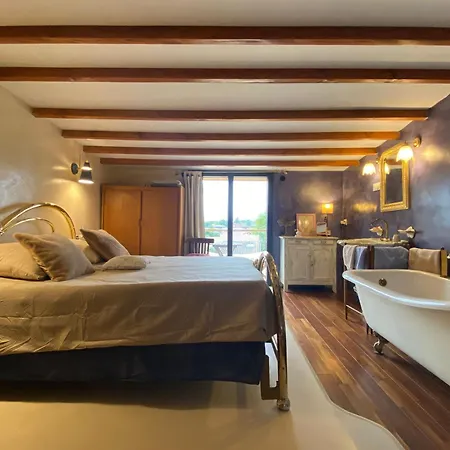Maison Entiere Avec Terrasse Surelevee Villa